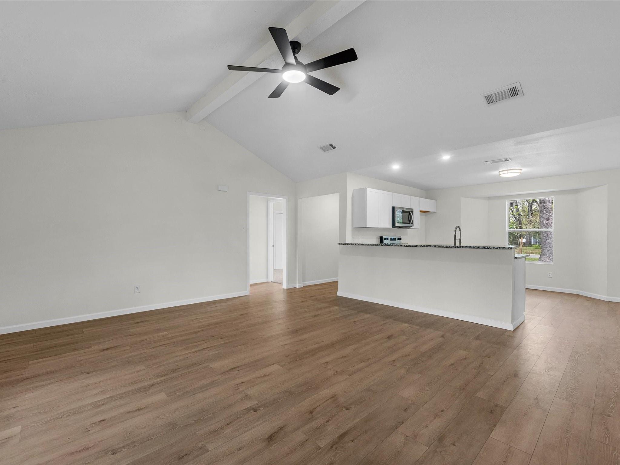 230 W Willwood Drive