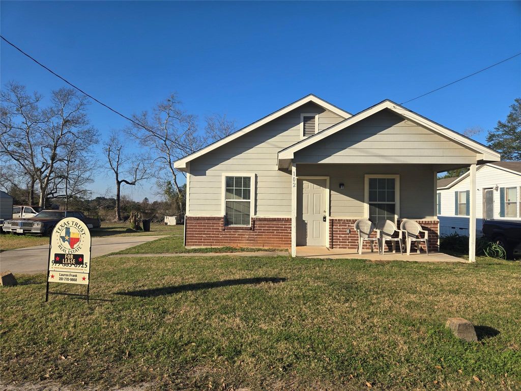 Photo of 102 Wilson Street, Sealy, TX 77474 (MLS # 16663026)