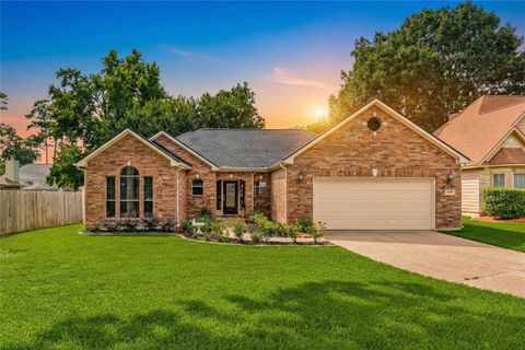 Homes For Sale - 3803 Autumn Wood<br/> Montgomery, TX 77356