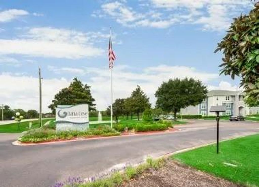 Photo of 901 Fm 517 Road W #422, Dickinson, TX 77539 (MLS # 79824612)