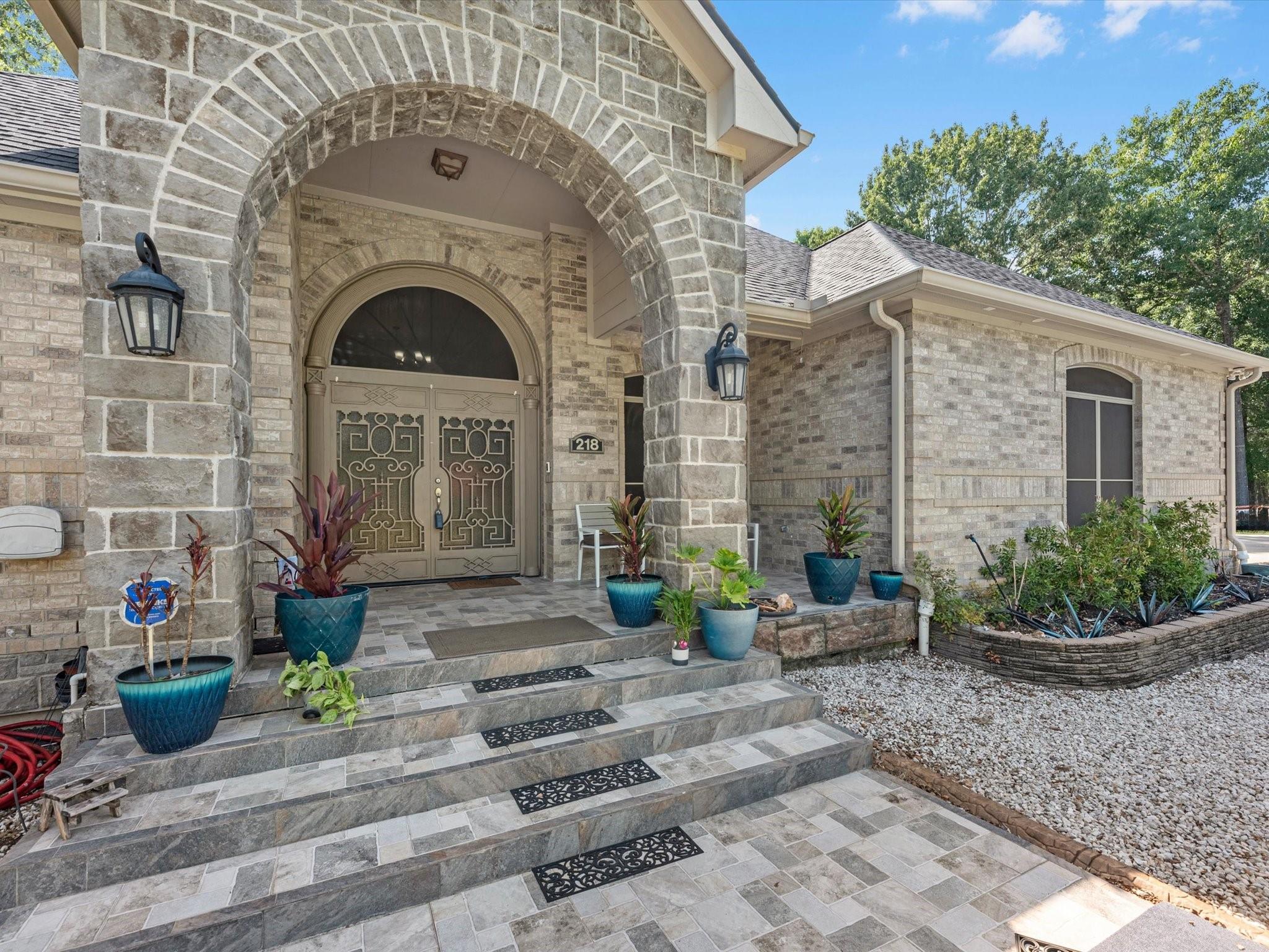 218 Lago Trace Drive