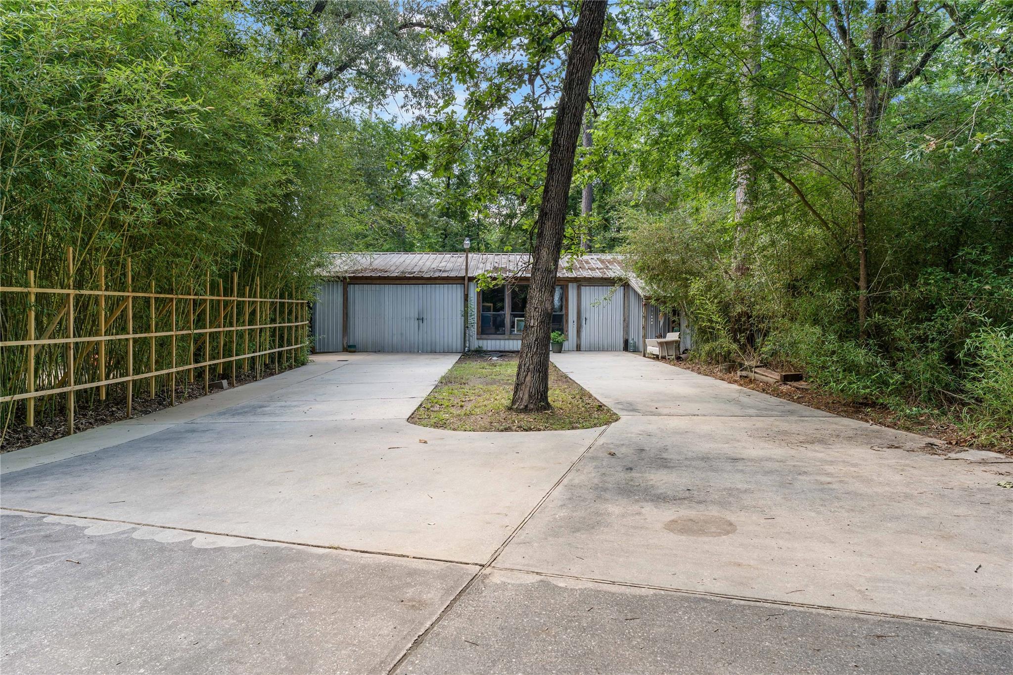 7818 Red Bay Circle