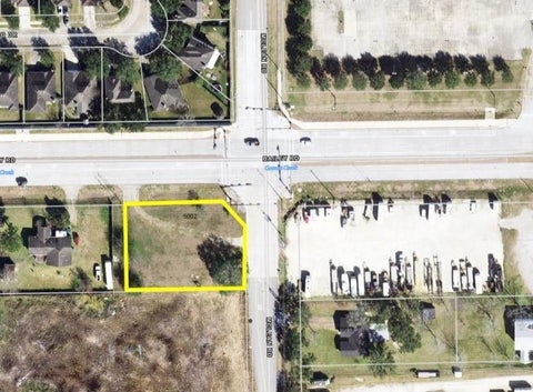 Photo of 16622 Mclean Road, Pearland, TX 77584 (MLS # 87553665)