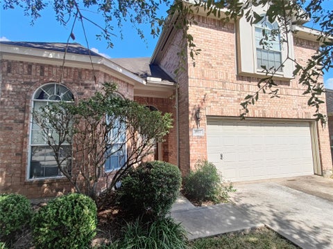 Photo of 1035 Sussex Trail, Pearland, TX 77584 (MLS # 73242688)