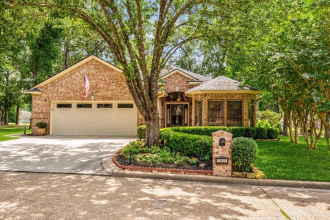 Photo of 13623 Summer Hill Drive, Montgomery, TX 77356 (MLS # 64613393)