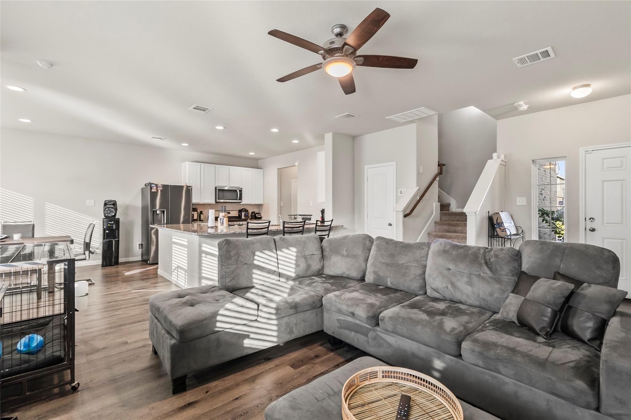 4831 Blue Jacaranda Way