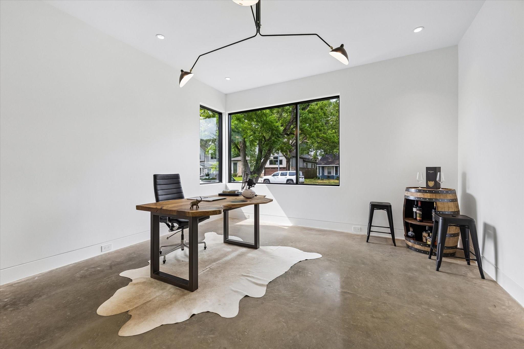 1726 Viking Drive
