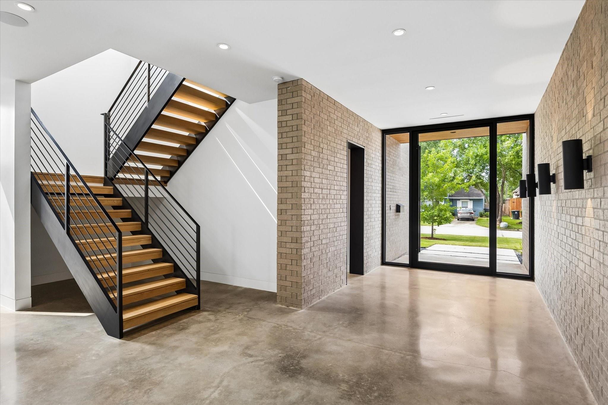 1726 Viking Drive