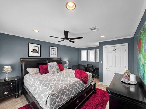 Tiny photo for 2946 Laguna Drive, Crystal Beach, TX 77650 (MLS # 94860979)