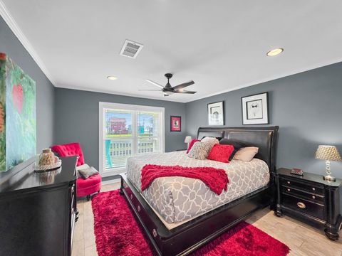 Tiny photo for 2946 Laguna Drive, Crystal Beach, TX 77650 (MLS # 94860979)