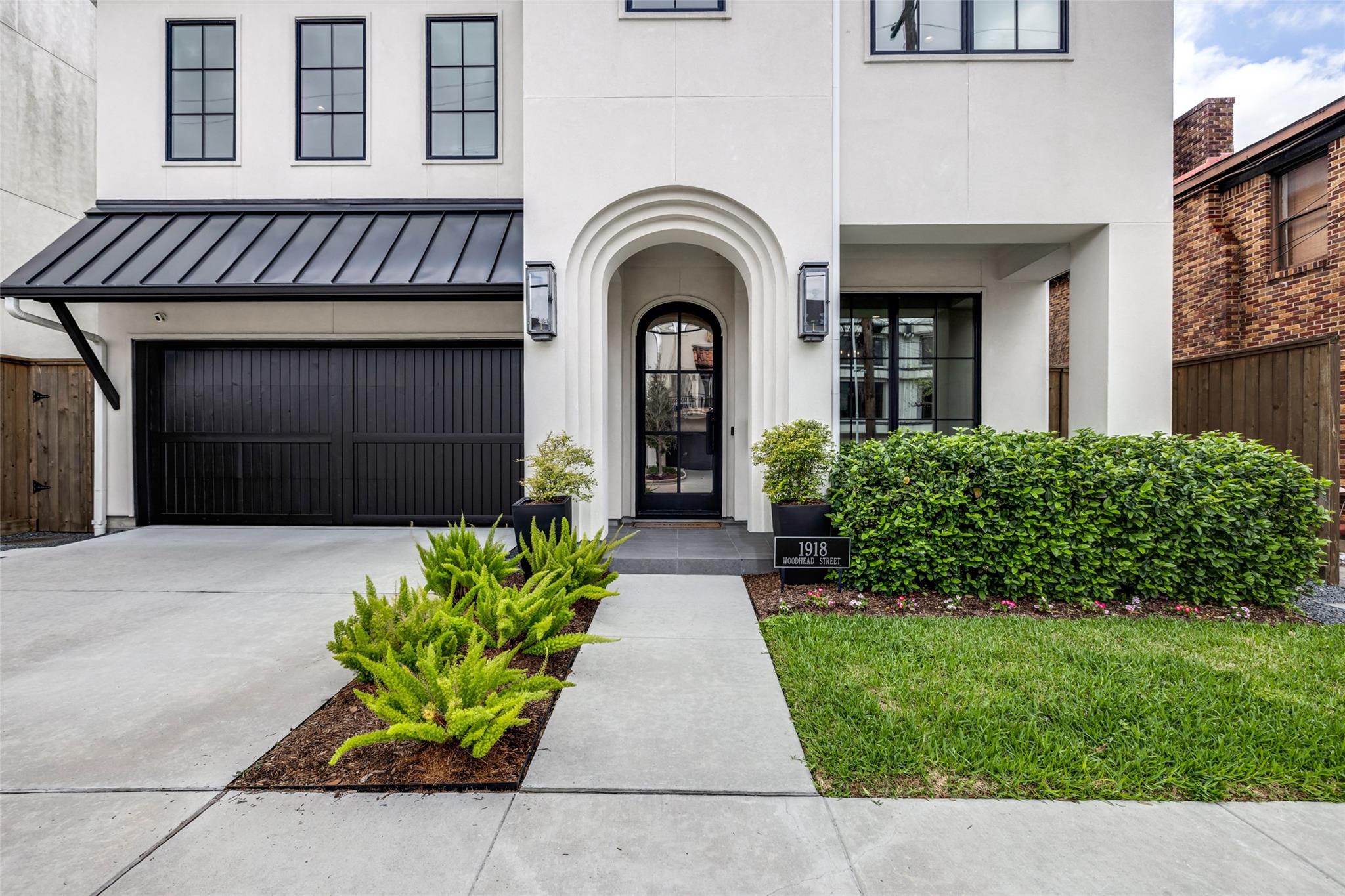 1918 Woodhead Street