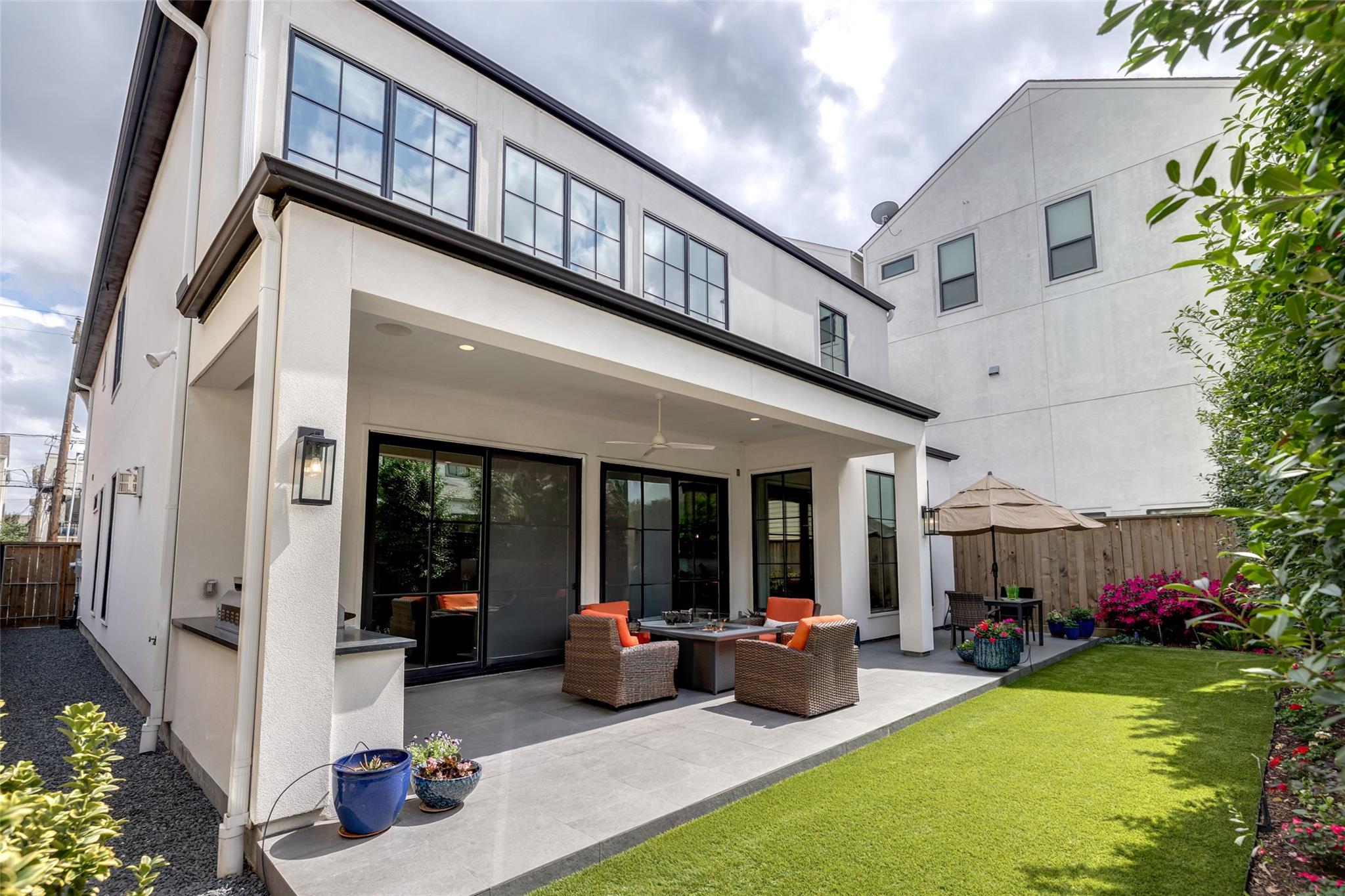 1918 Woodhead Street