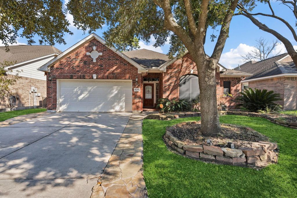 Photo of 18418 Hot Creek Court, Humble, TX 77346 (MLS # 12217466)