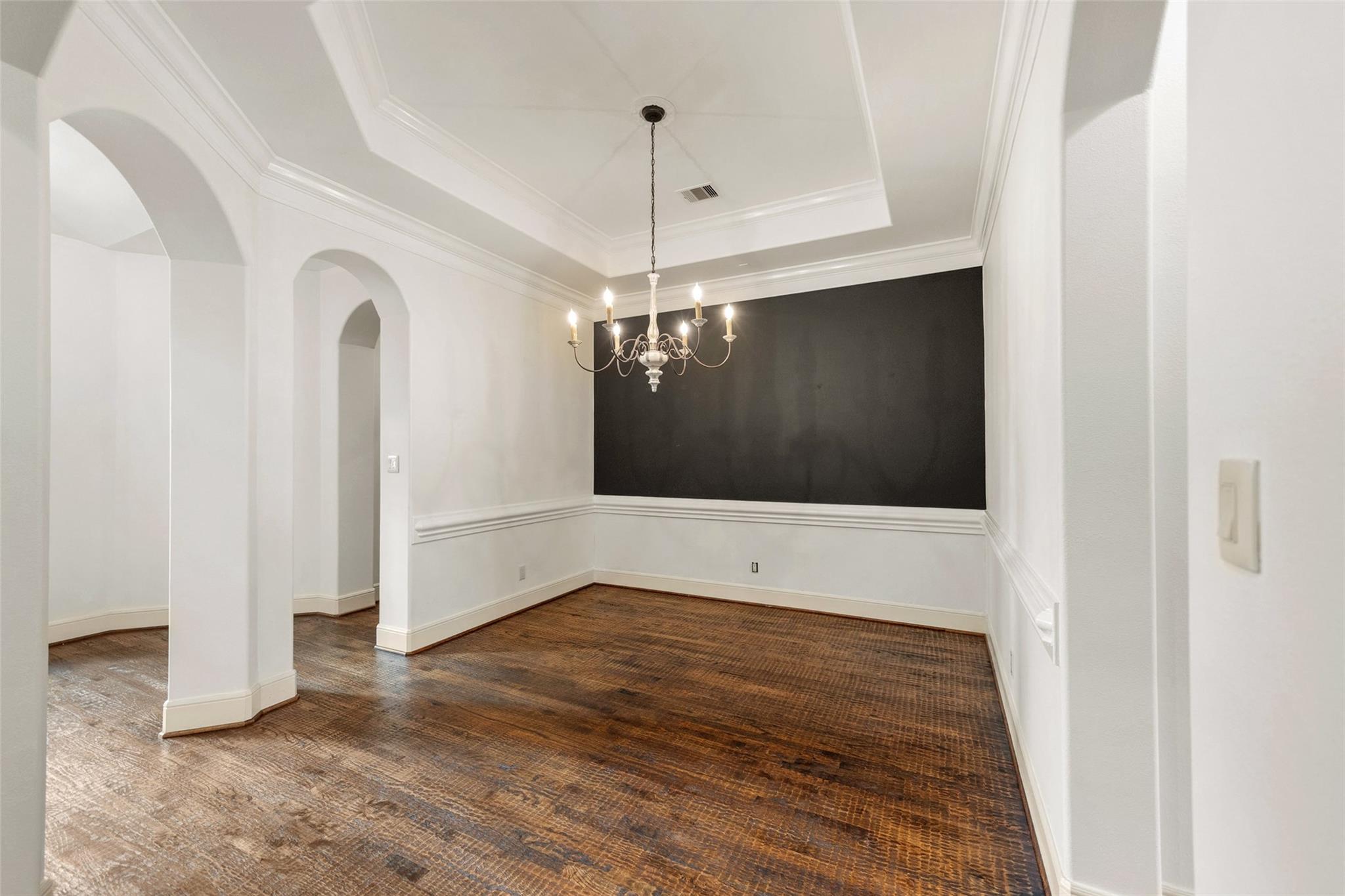 1002 Highclere Holly Court