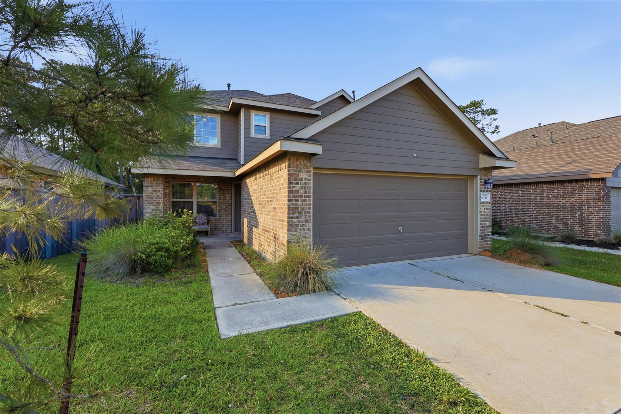 3655 Solanum Drive