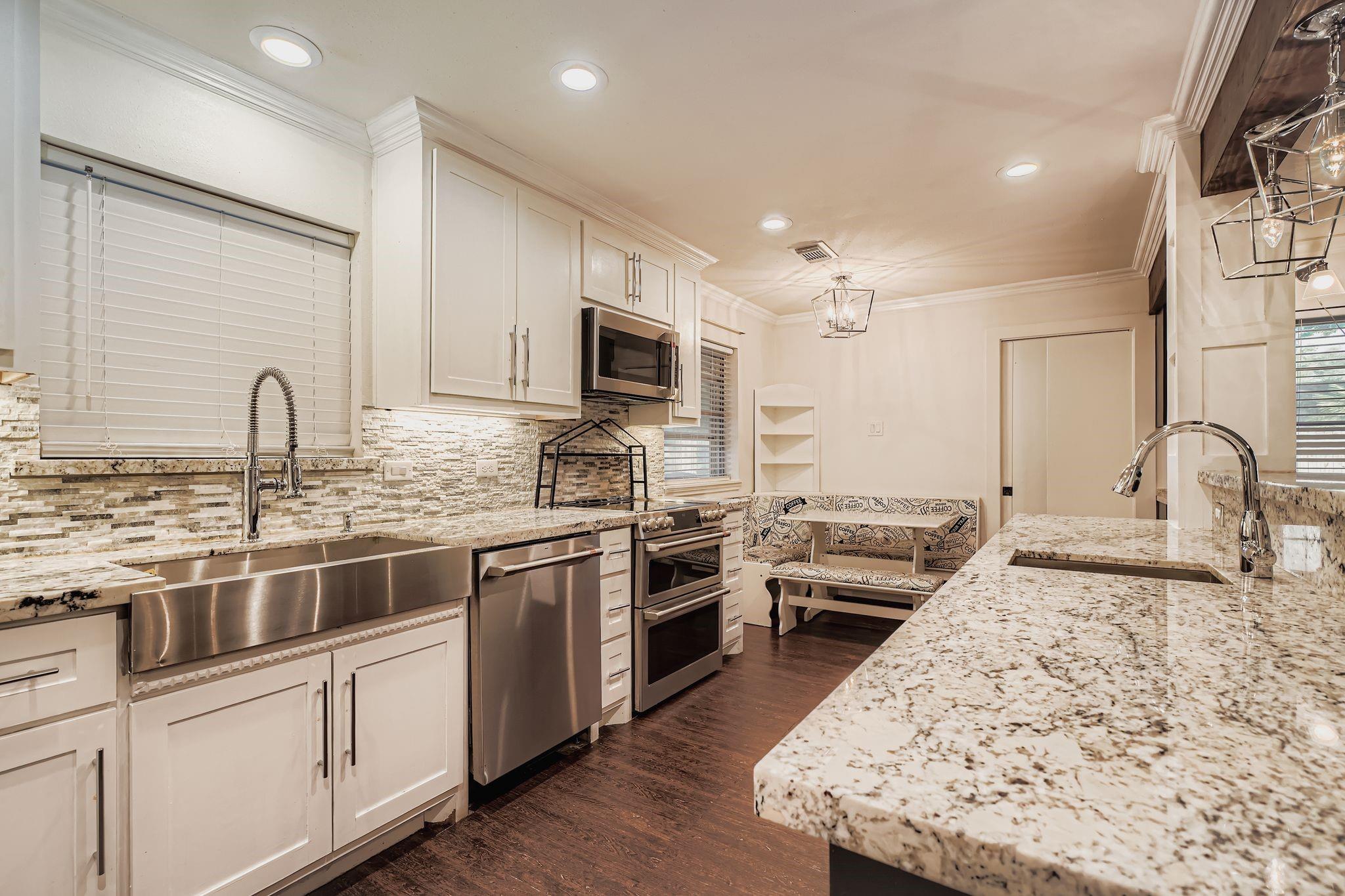 1411 Neptune Ln, Houston, TX, 77062