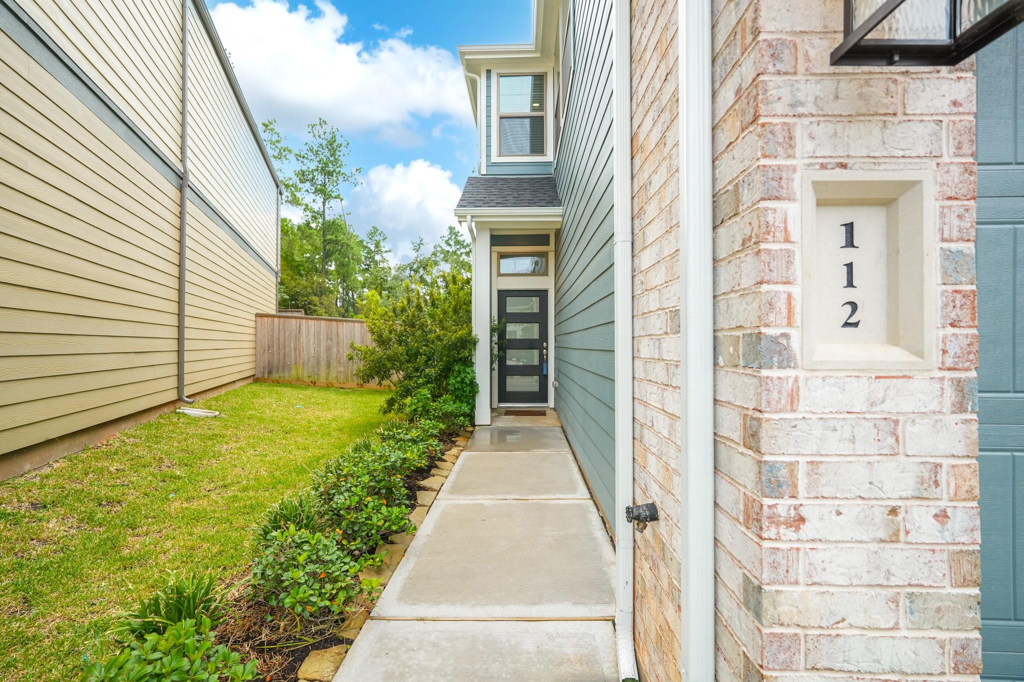 112 Red Cascade Court