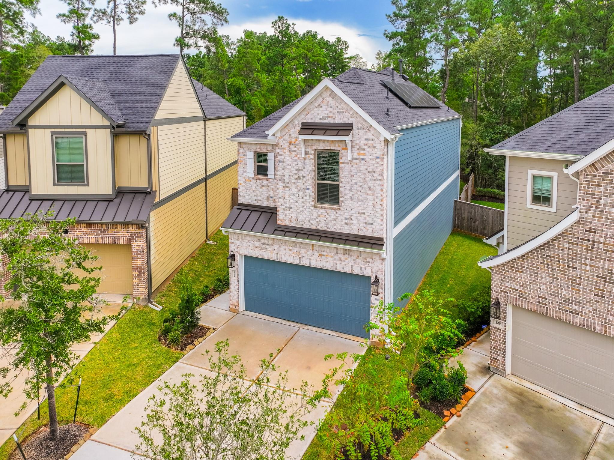 112 Red Cascade Court