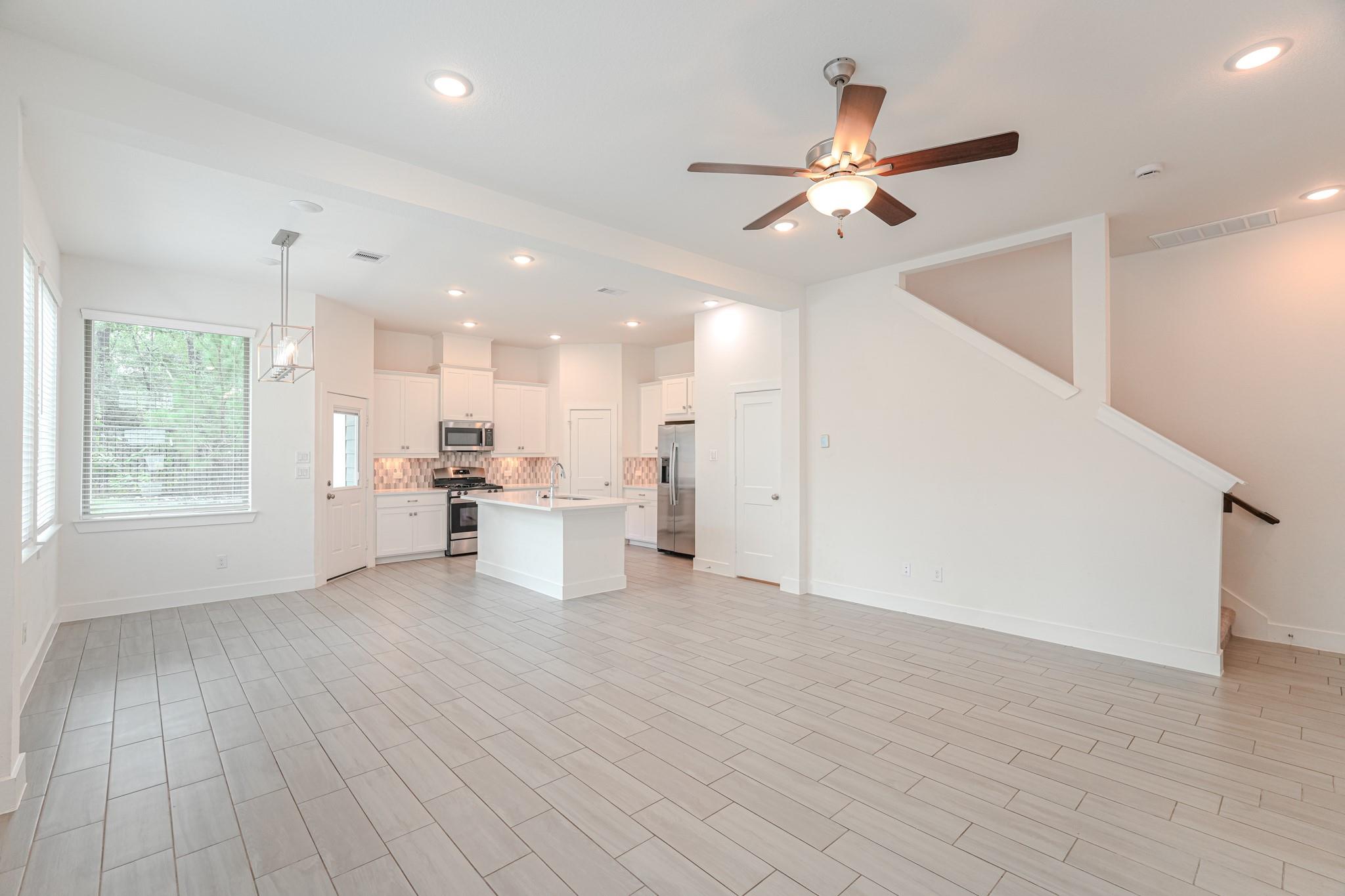 112 Red Cascade Court