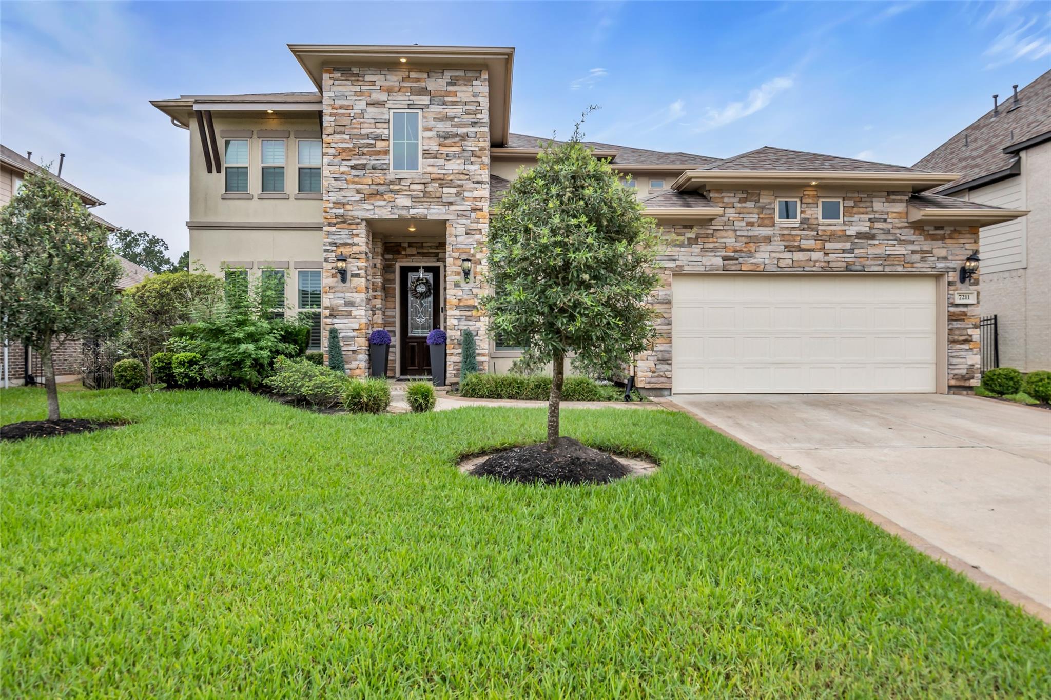 7211 Julie Pond Lane