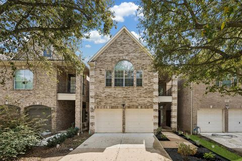 Photo of 5429 Fairdale Lane, Houston, TX 77056 (MLS # 7517988)