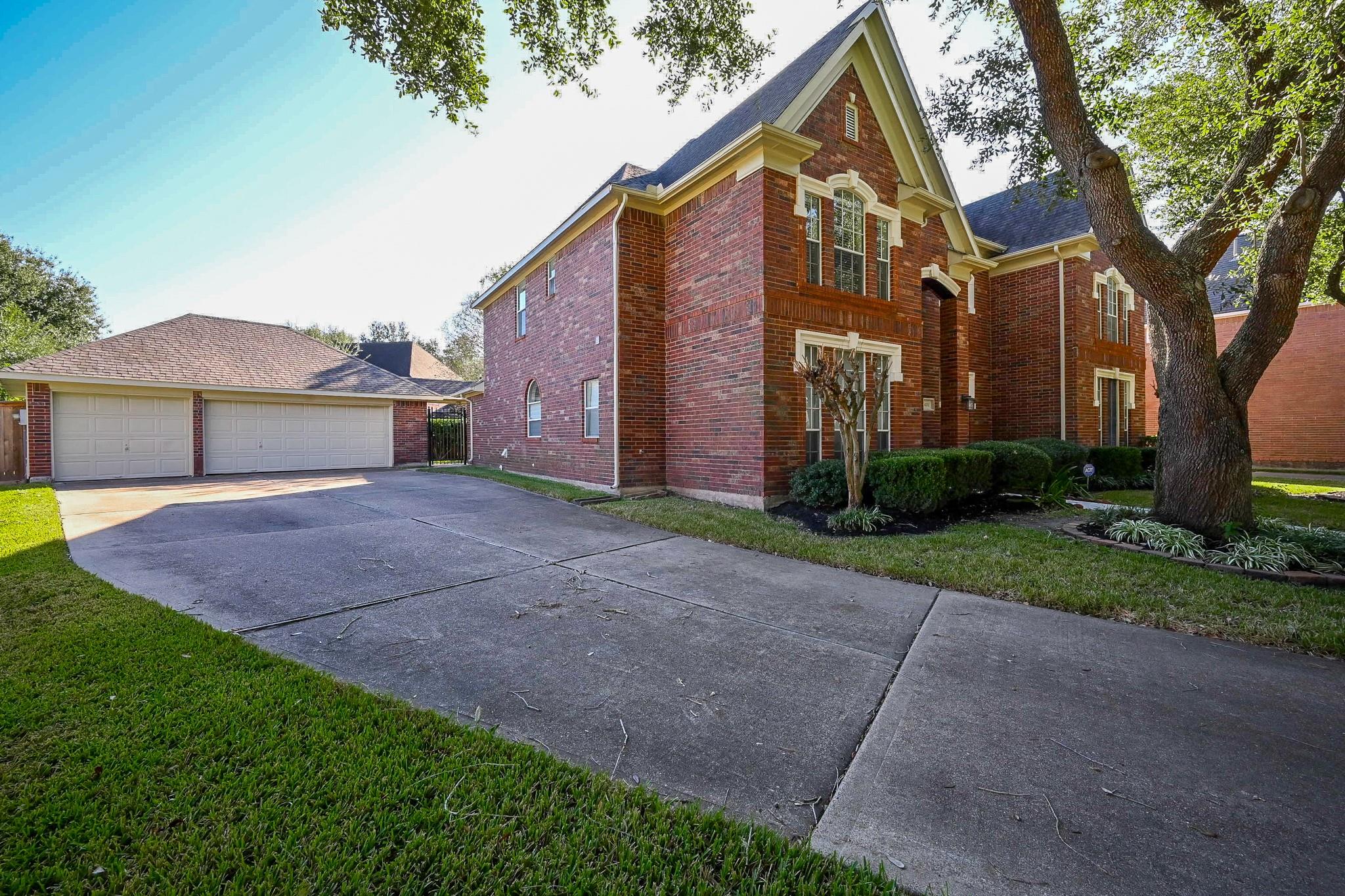 4710 April Meadow Way