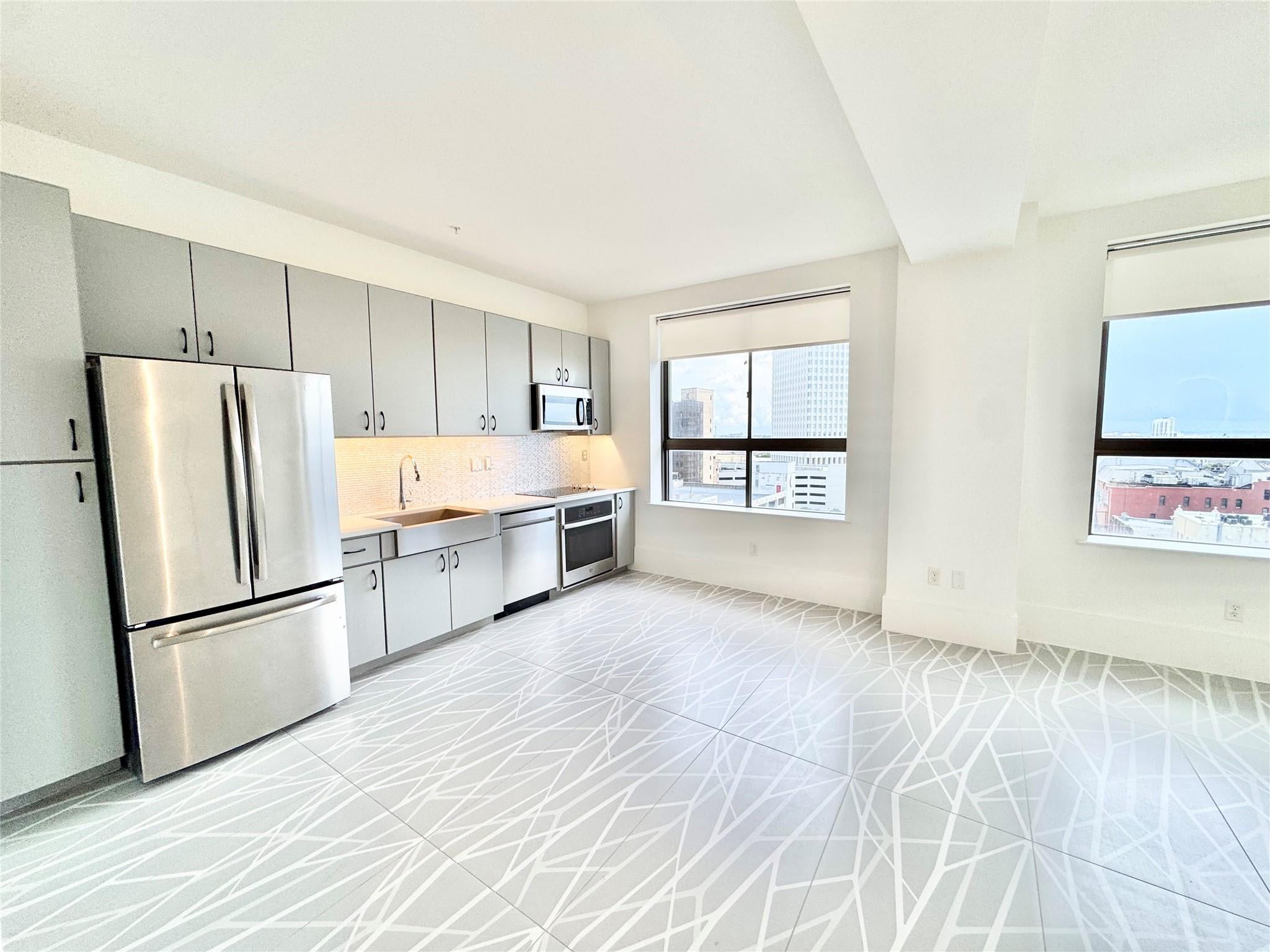 2201 Market Street 902