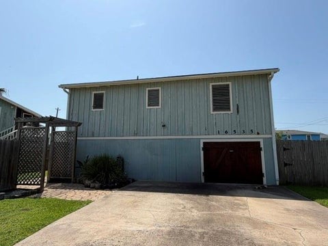 Photo of 16535 Jamaica Inn Road, Jamaica Beach, TX 77554 (MLS # 36820238)