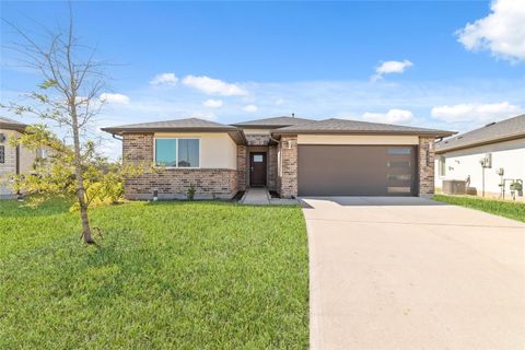 Photo of 3814 Lila Lake Lane, Katy, TX 77494 (MLS # 71973354) Photo of 3814 Lila Lake Lane, Katy, TX 77494 (MLS # 71973354)