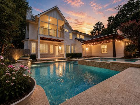 Photo of 18 Doeskin Place, The Woodlands, TX 77382 (MLS # 60452660)