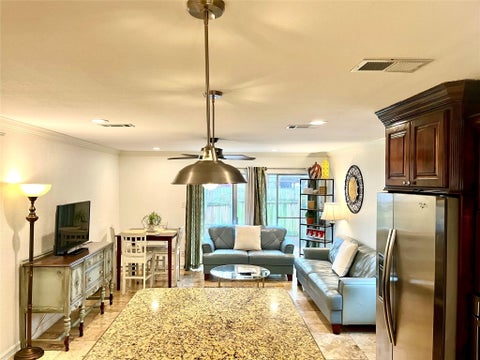 Homes For Rent - 2109 N Red Cedar Circle Cir<br/> The Woodlands, TX 77380