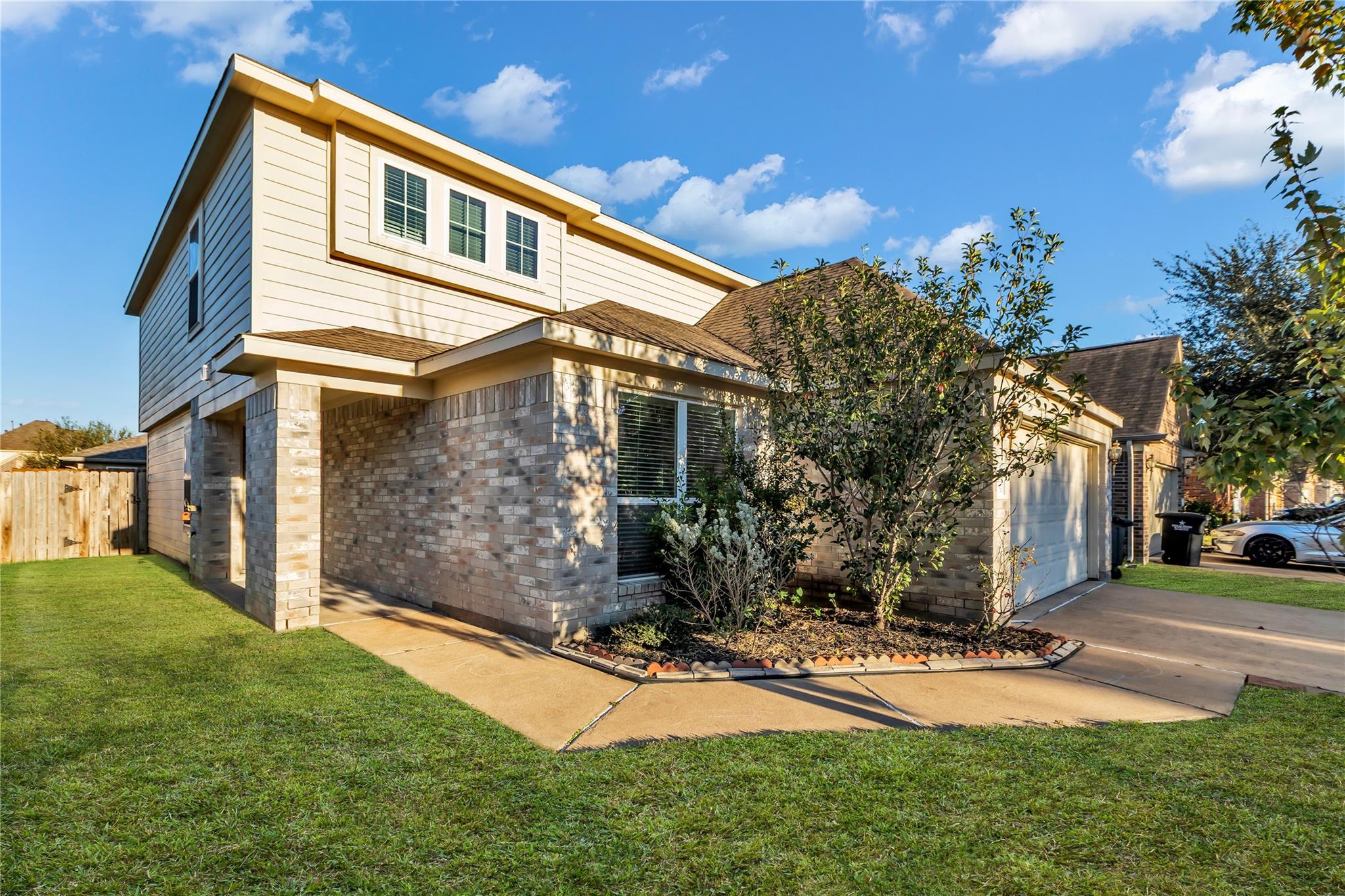 3050 Thicket Path Way