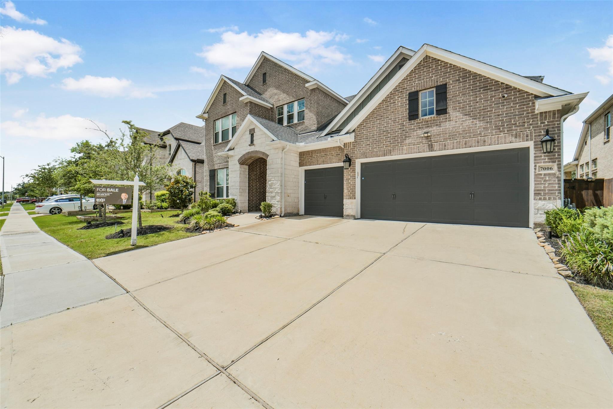 7006 San Bernard Trail