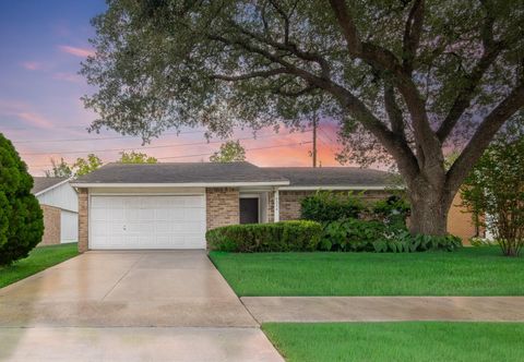 Photo of 4234 Kinloch Drive, Houston, TX 77084 (MLS # 74845979)