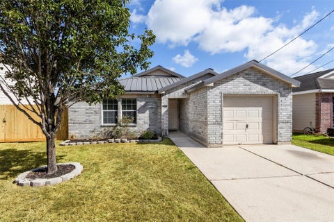 Photo of 2317 Shady Birch Drive, Conroe, TX 77301 (MLS # 17202020)