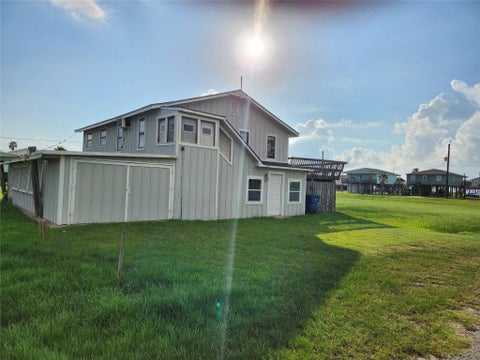 Photo of 522 Surf Drive, Surfside Beach, TX 77541 (MLS # 31930819)