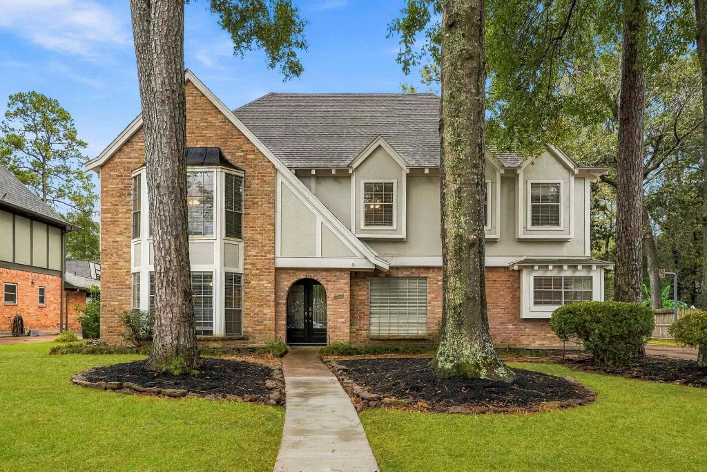 Photo of 3610 Valley Haven Drive, Houston, TX 77339 (MLS # 5143788)