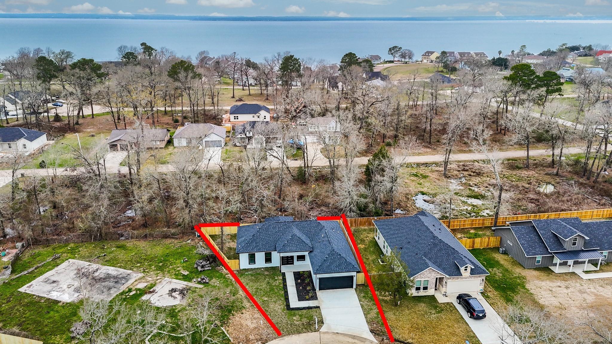 340 Bending Oaks Lane
