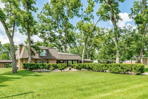 Photo of 349 Pecan Estates Road #C616R, Angleton, TX 77515 (MLS # 8539102)