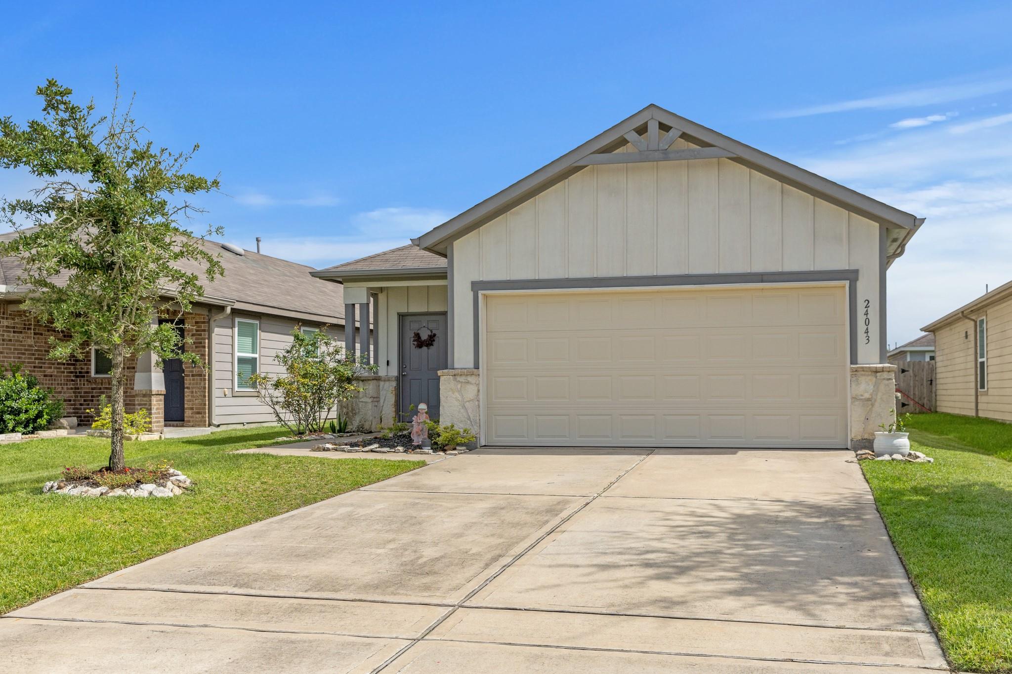24043 Hay Needle Lane