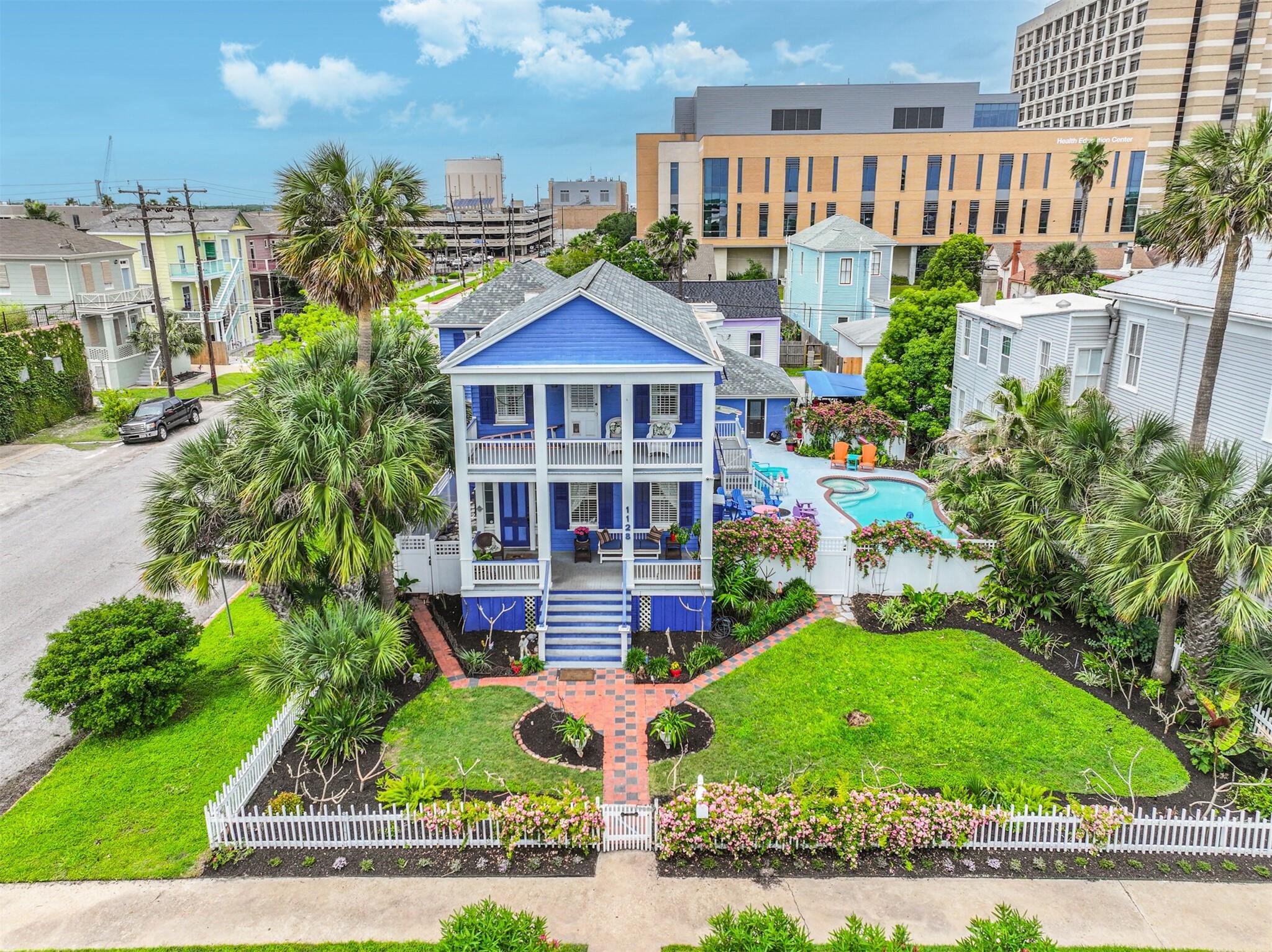 1128 Post Office Street