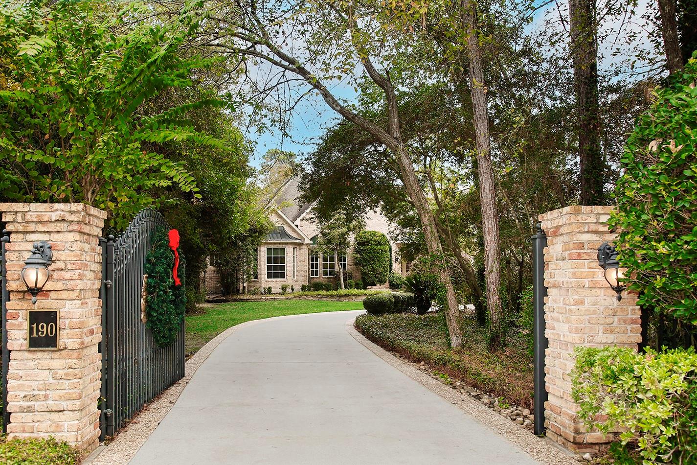 190 N Tranquil Path Drive