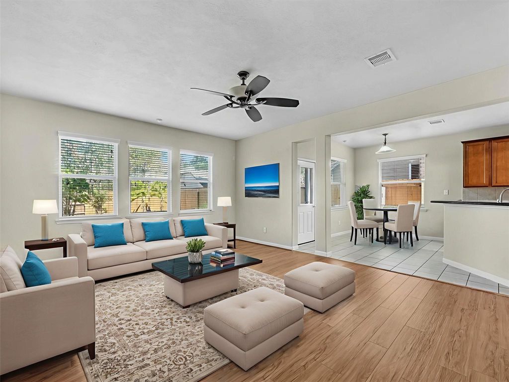 Photo of 13307 Bomoseen Lake Road, Houston, TX 77044 (MLS # 3961269)