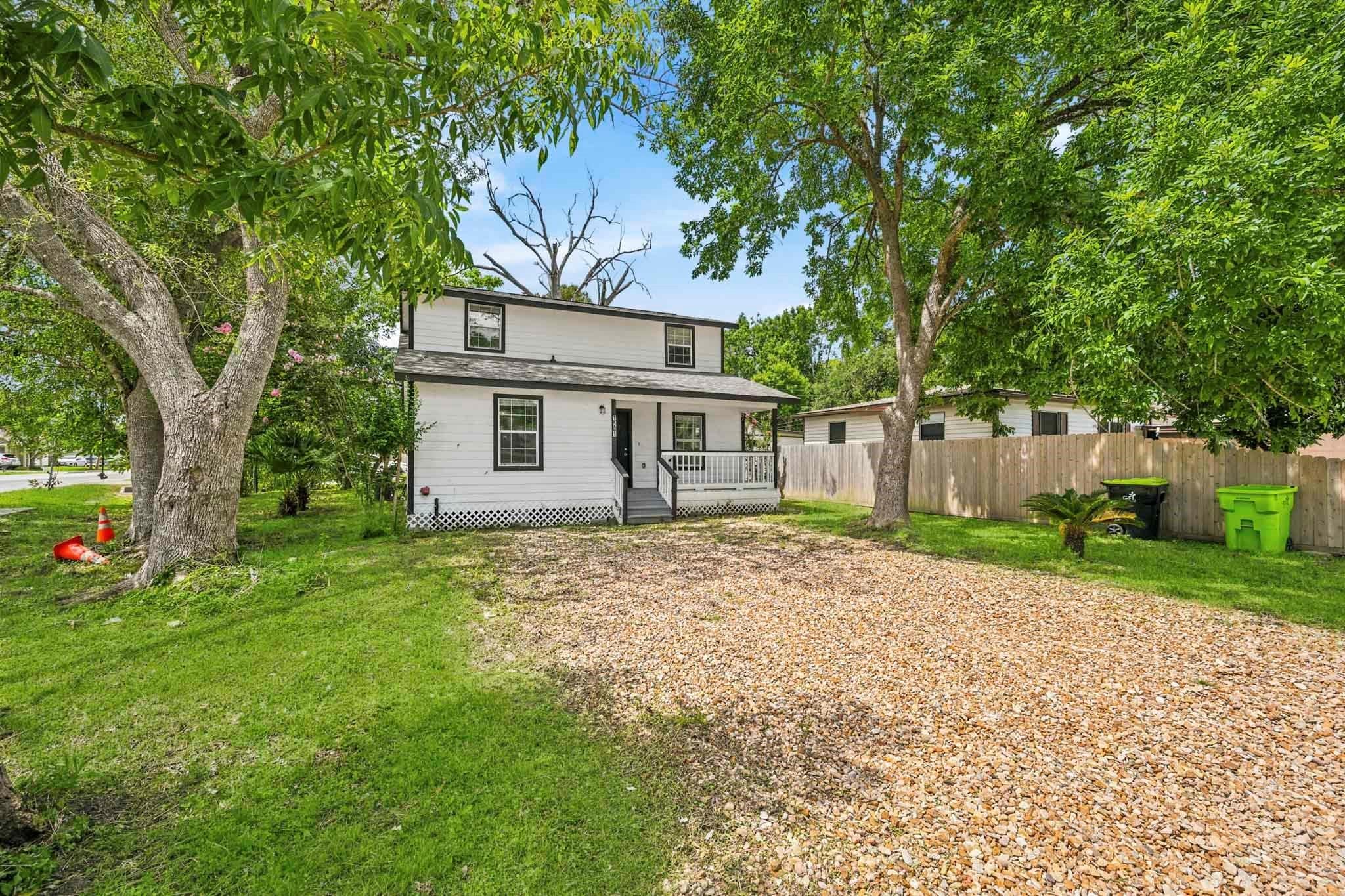 1501 Maiden Lane
