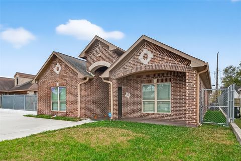 213 W Jackson Avenue Pasadena TX 77506