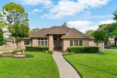 15935 Parkchester Drive Houston TX 77062