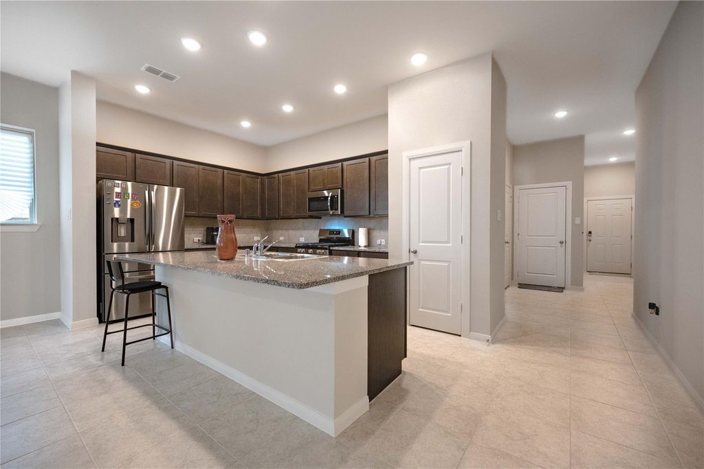 Photo of 9026 Red Wolf Place Place, Manvel, TX 77578 (MLS # 40428148)