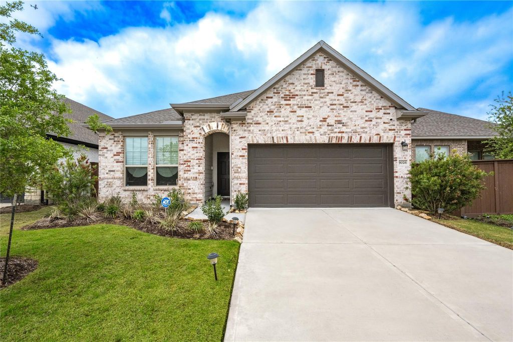 Photo of 9026 Red Wolf Place Place, Manvel, TX 77578 (MLS # 40428148)