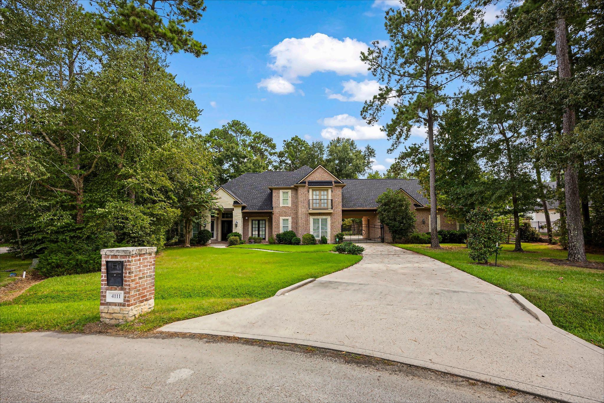 4111 Angling Ln