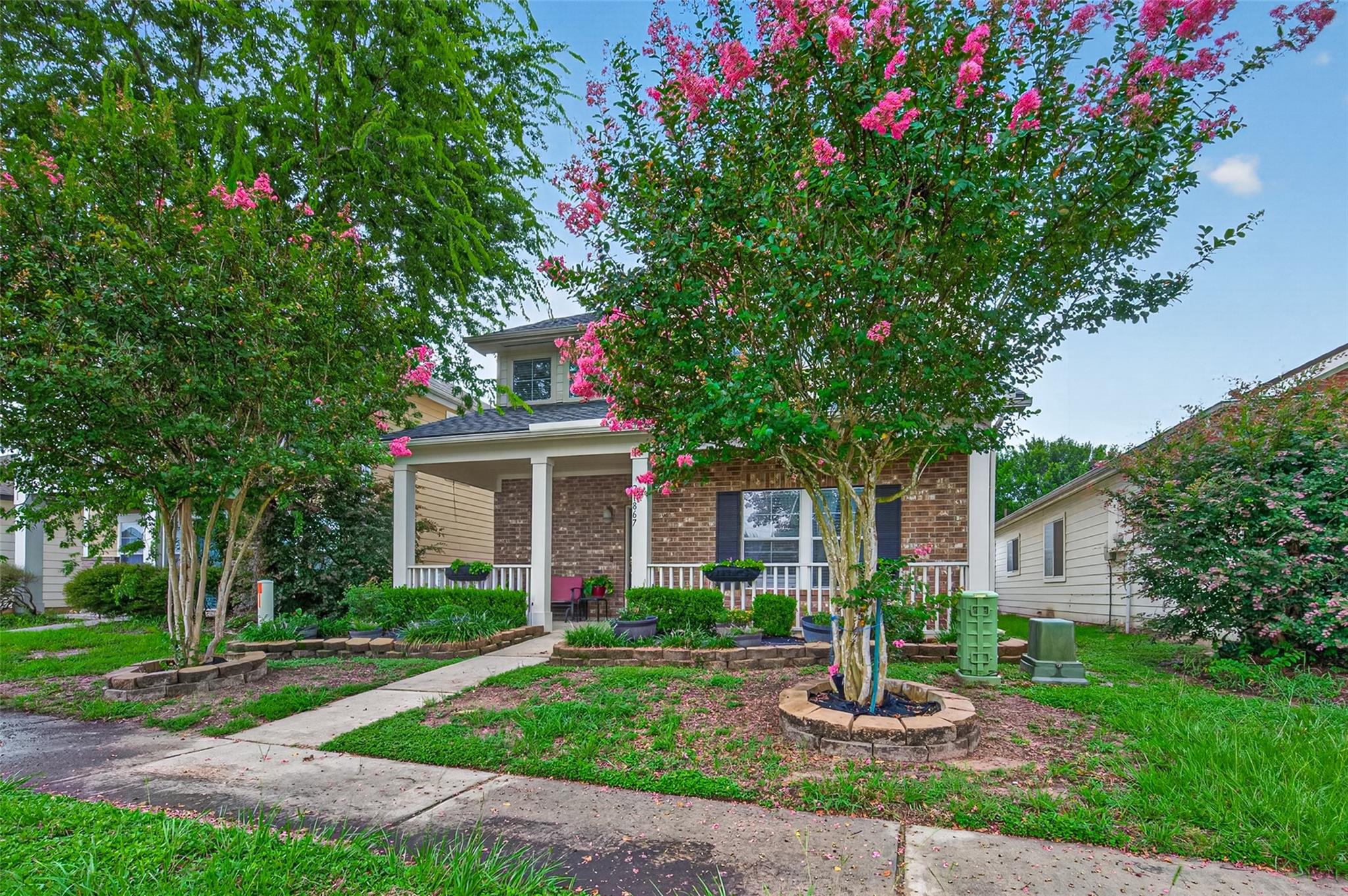 21867 Mossy Field Lane